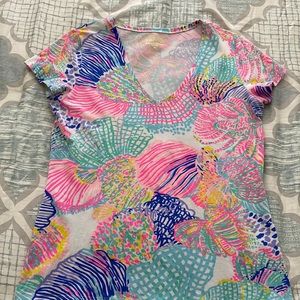 Lilly Pulitzer multi color short sleeve shirt